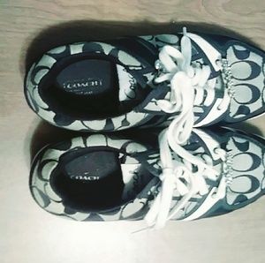 GENUINE COACH BRAND SIZE 10 DESIGNER SNEAKERS.